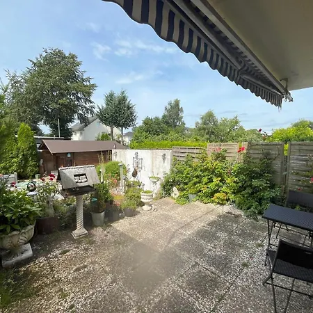 Haus Mit Garten An Holstenhallen Dom wakacyjny