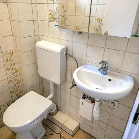 Haus Mit Garten An Holstenhallen